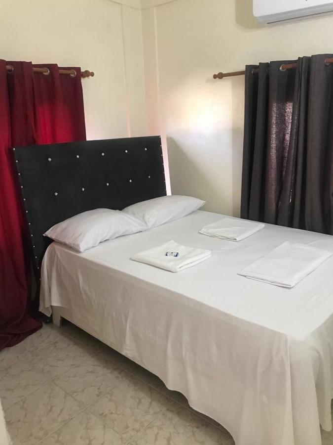 Hotel Freedom Нагуа Екстериор снимка
