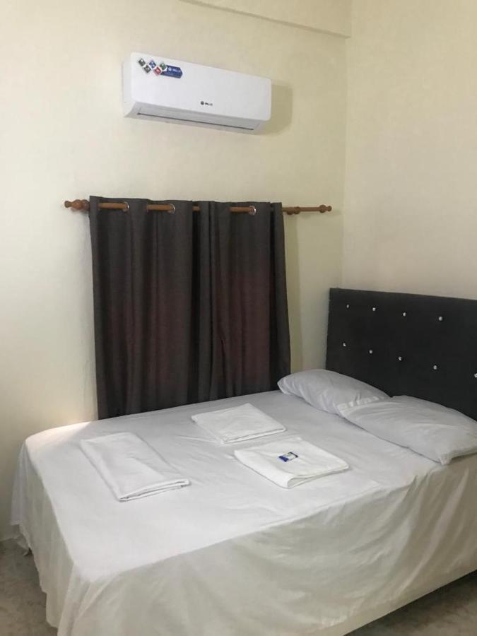Hotel Freedom Нагуа Екстериор снимка